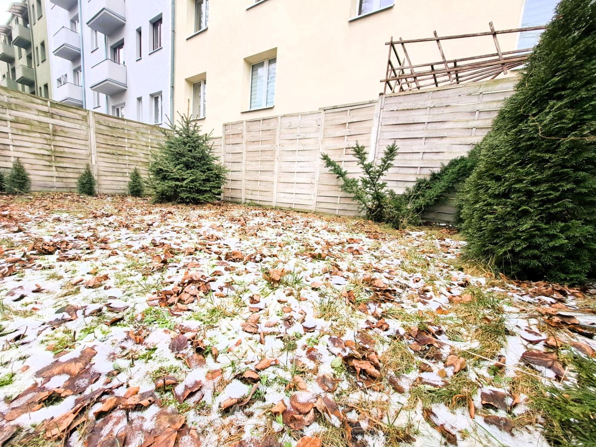 Apartament Z Ogrodem W Sercu Torunia Buitenkant foto
