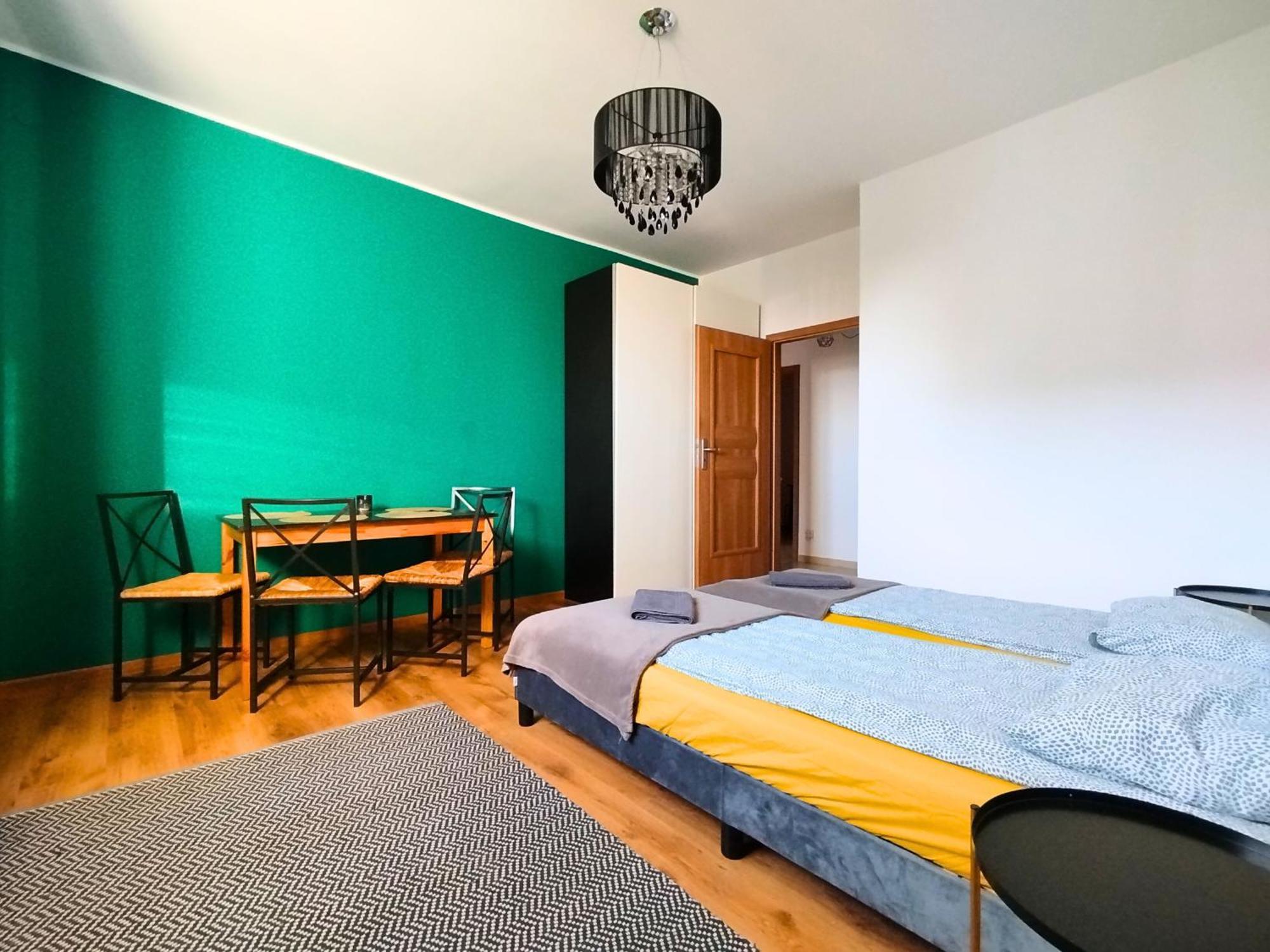 Apartament Z Ogrodem W Sercu Torunia Buitenkant foto