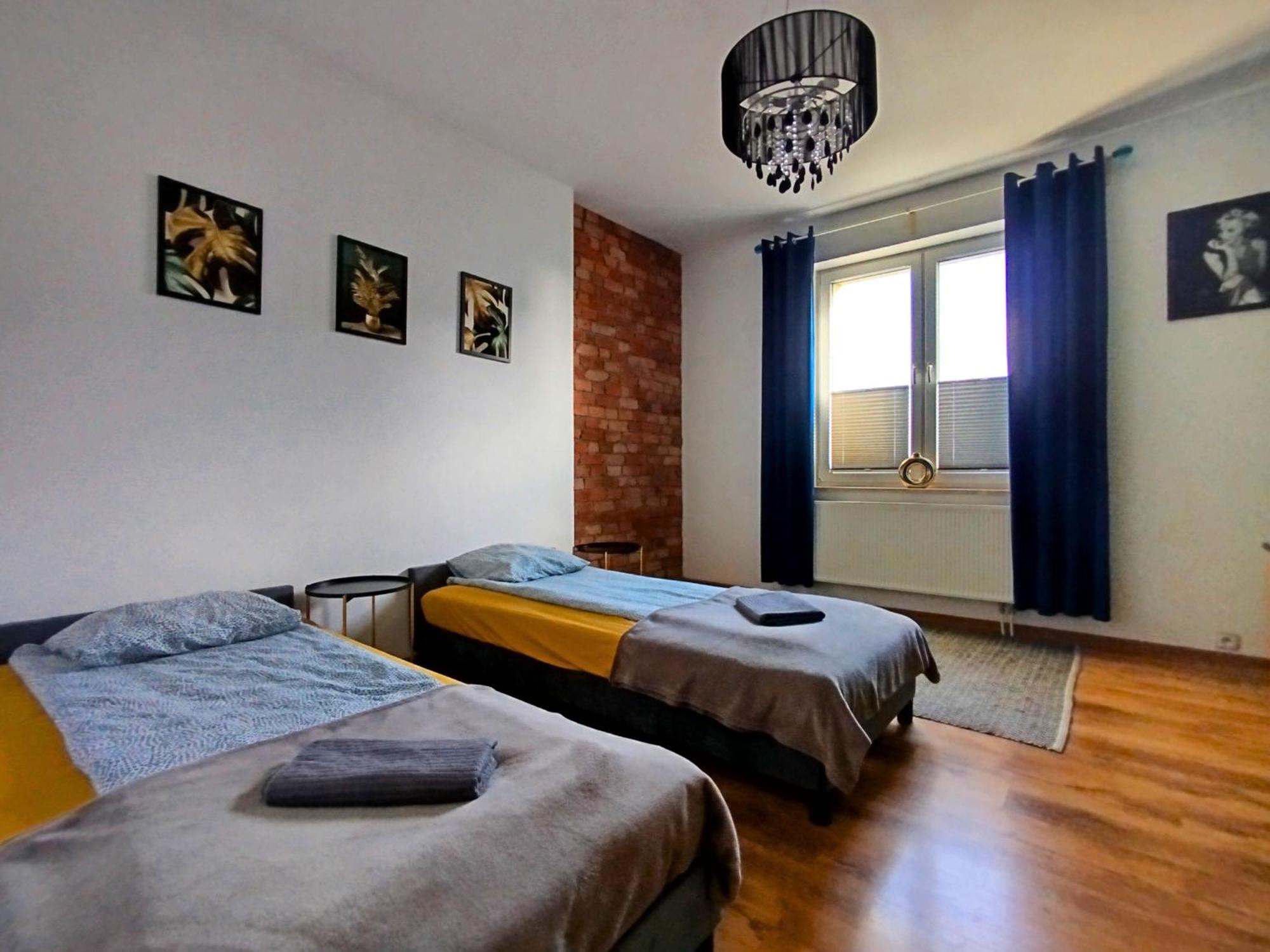Apartament Z Ogrodem W Sercu Torunia Buitenkant foto